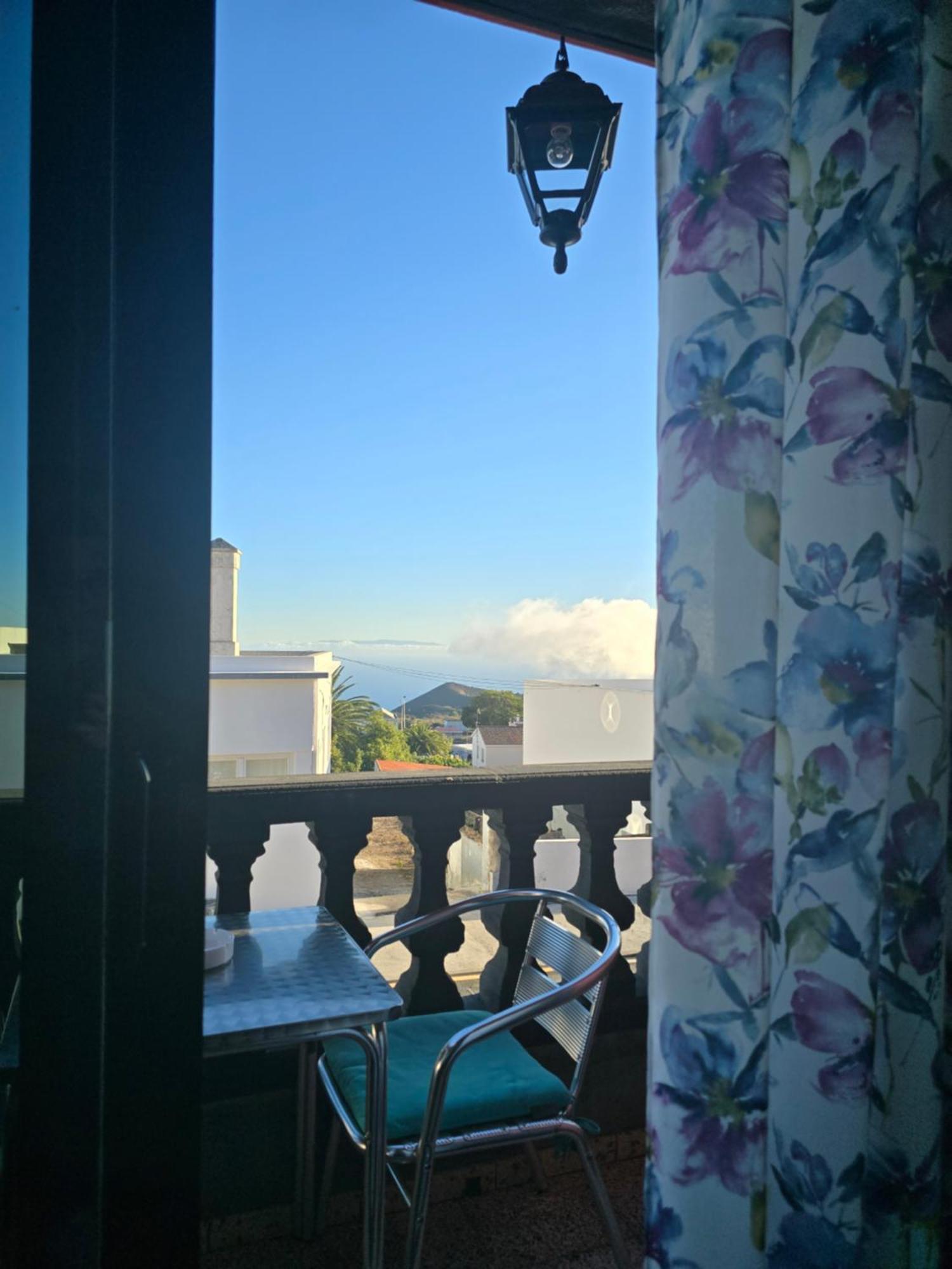 Apartamentos Los Volcanes Fuencaliente de la Palma Bagian luar foto