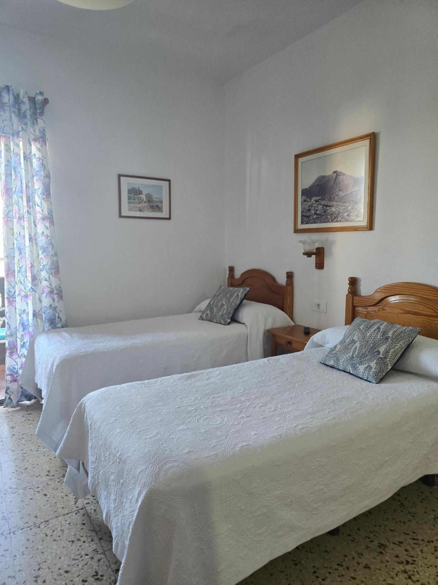 Apartamentos Los Volcanes Fuencaliente de la Palma Bagian luar foto