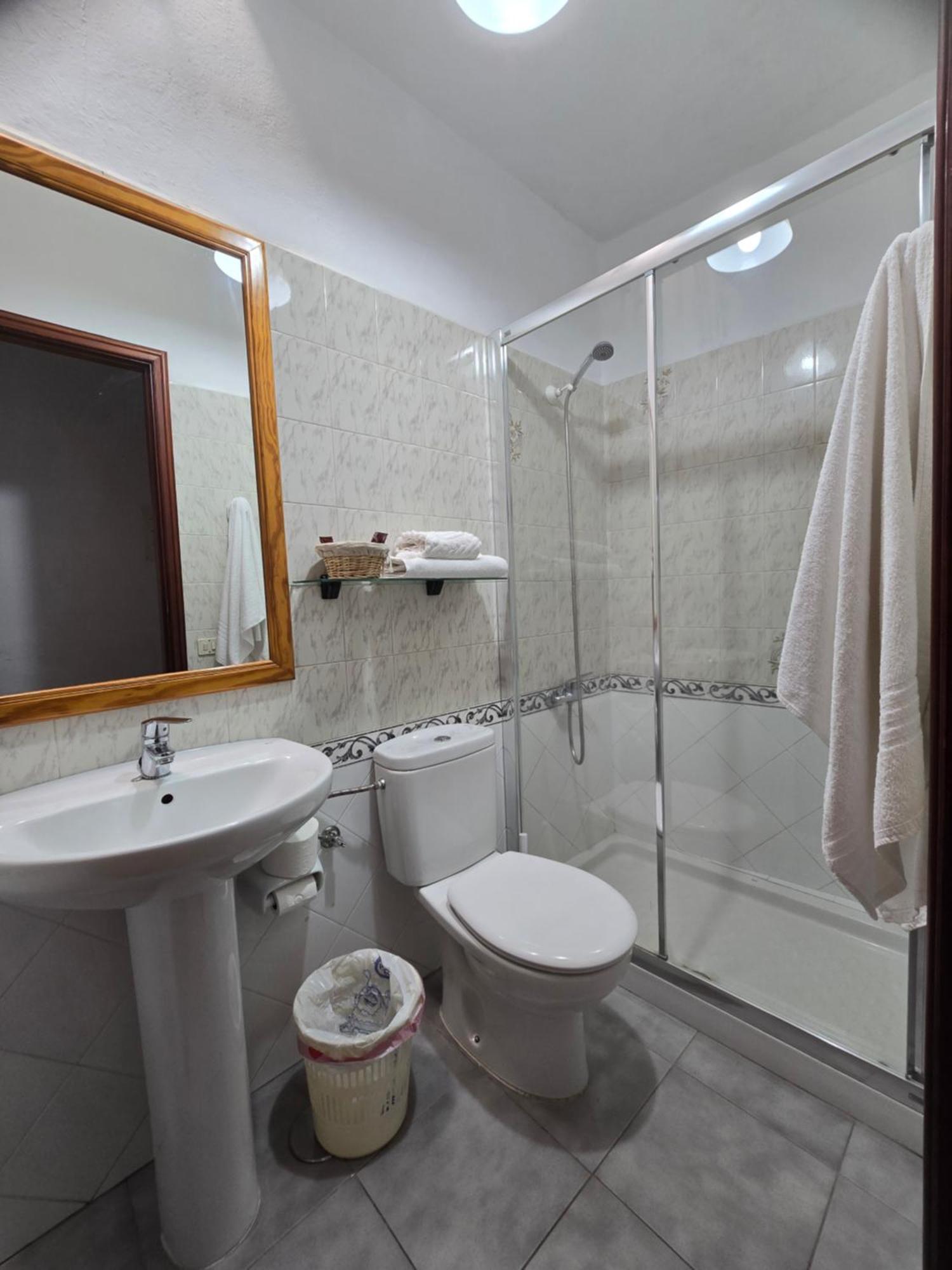 Apartamentos Los Volcanes Fuencaliente de la Palma Bagian luar foto